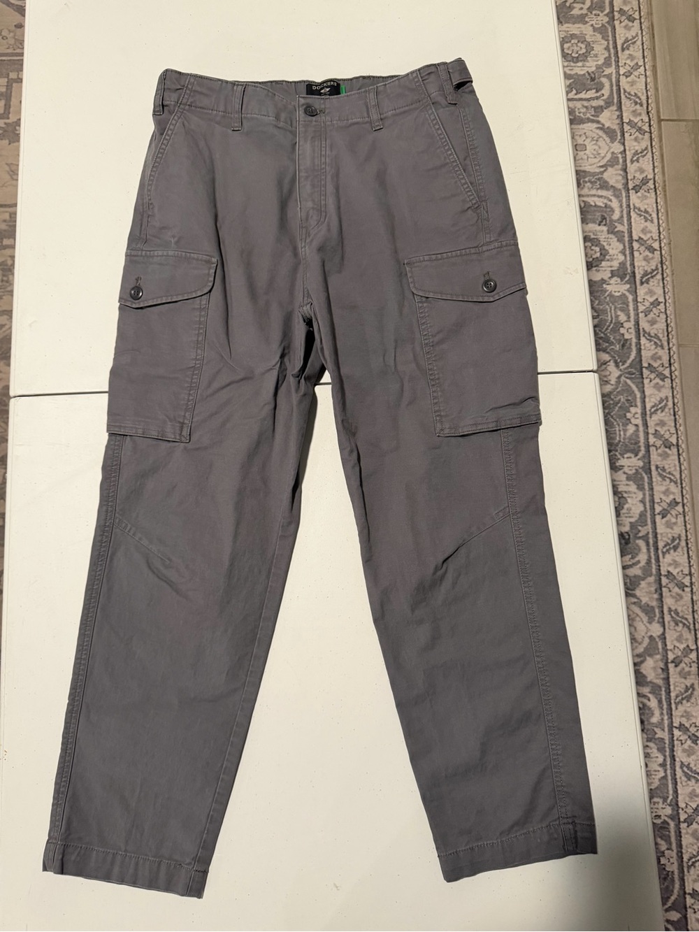 Dockers Gray Straight Fit Utility Cargo Pants W33 L30 - Picture 1 of 6